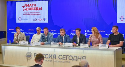 Легенды российского и молдавского футбола на одном поле, концерт и шоу-программа: что ждет зрителей «Матча Победы» в Мытищах